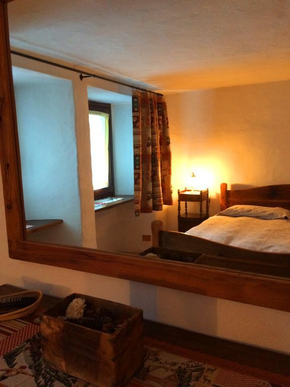 B&B A Pankeo Valtournenche Ruang foto